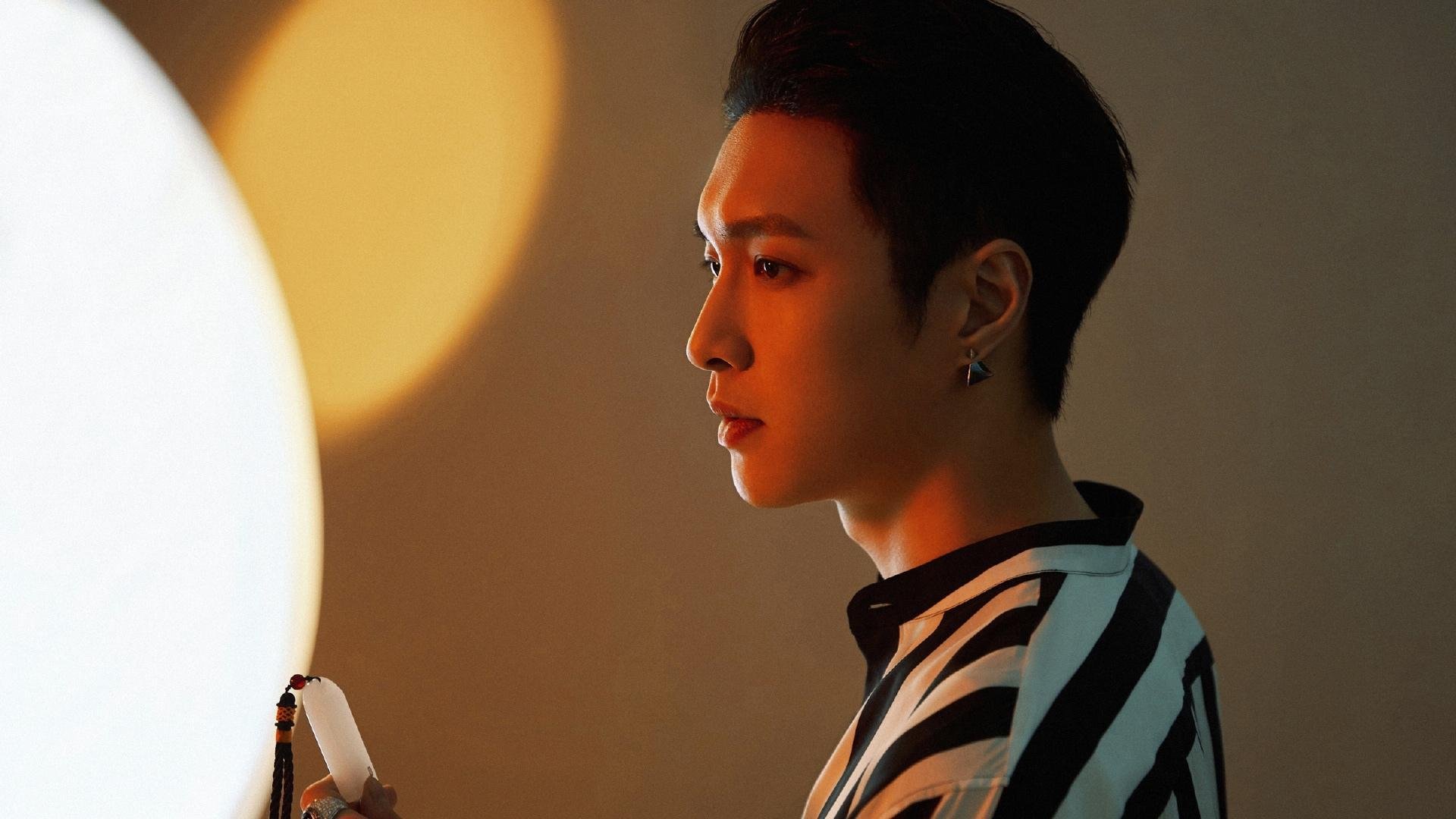 美国骑手麦克莱恩·沃德在巴黎奥运会上获得障碍赛银牌,成为历史上获得最多奥运奖牌的美国马术运动员。