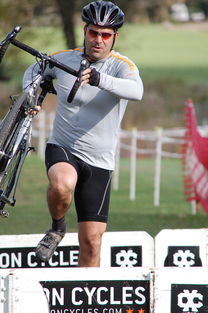 爱游戏下载-全国速度滑冰青年锦标赛新纪录再现，2021年全国速度滑冰比赛直播